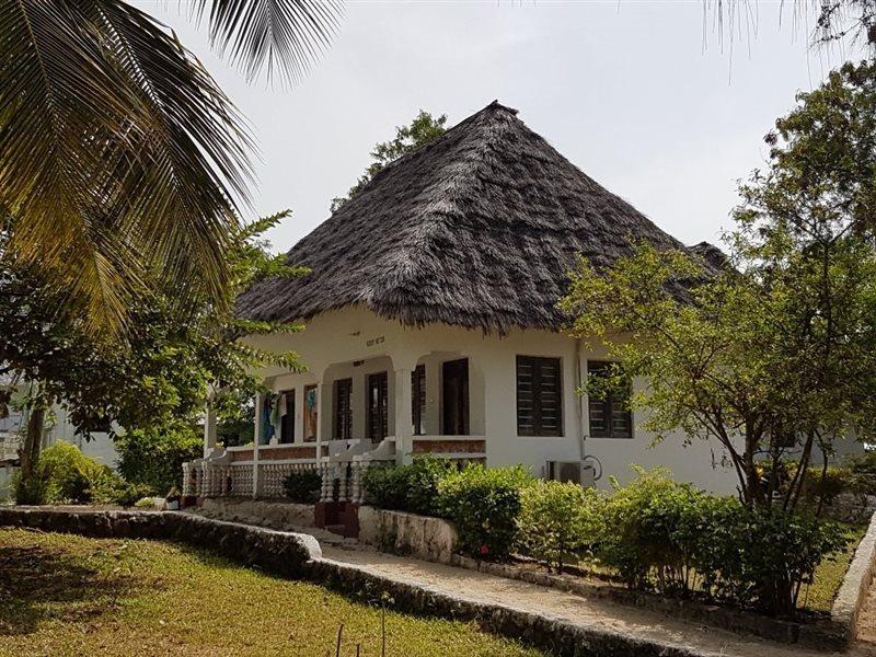 The Nungwi Inn Hotel 외부 사진